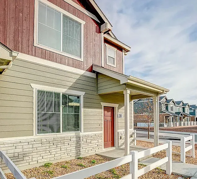 281 Cardinal St — Photo 1