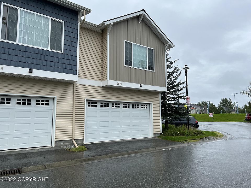1st image of 7671 Creekside Center Dr #D4