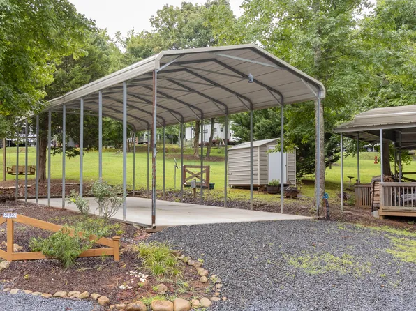 355 Peaceful Loop #127, Chatsworth, GA 30705