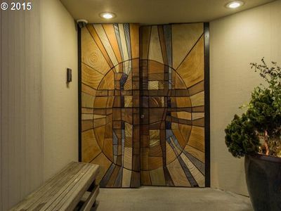 101 N Lotus Beach Dr, Portland, OR, 97217