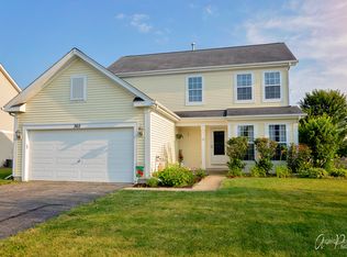 365 Talismon Dr, Crystal Lake, IL 60012
