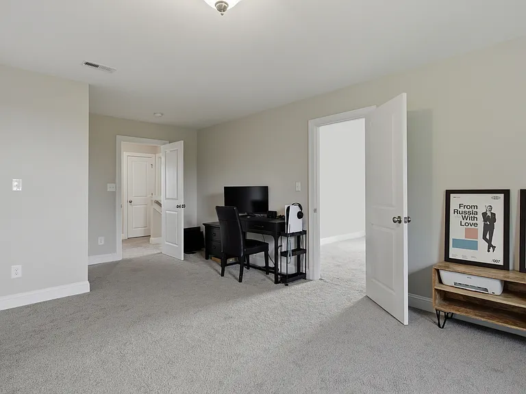21 Vail Ct — Photo 44