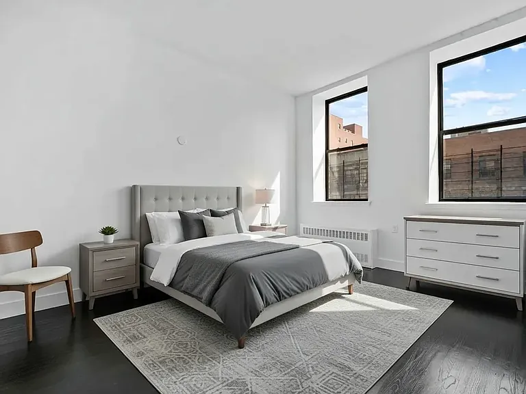 597 Grand Ave #2 — Photo 2
