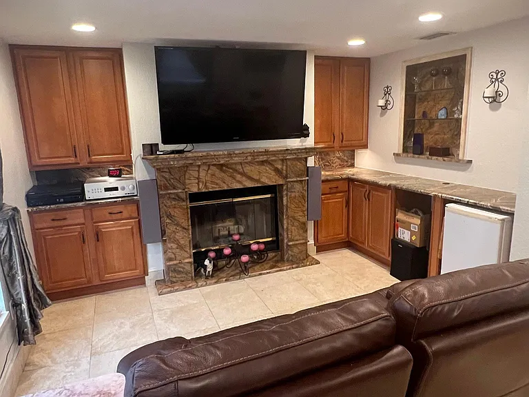 4101 W Watrous Ave — Photo 14