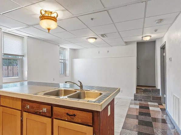 40 Aetna St APT G2, Worcester, MA 01604
