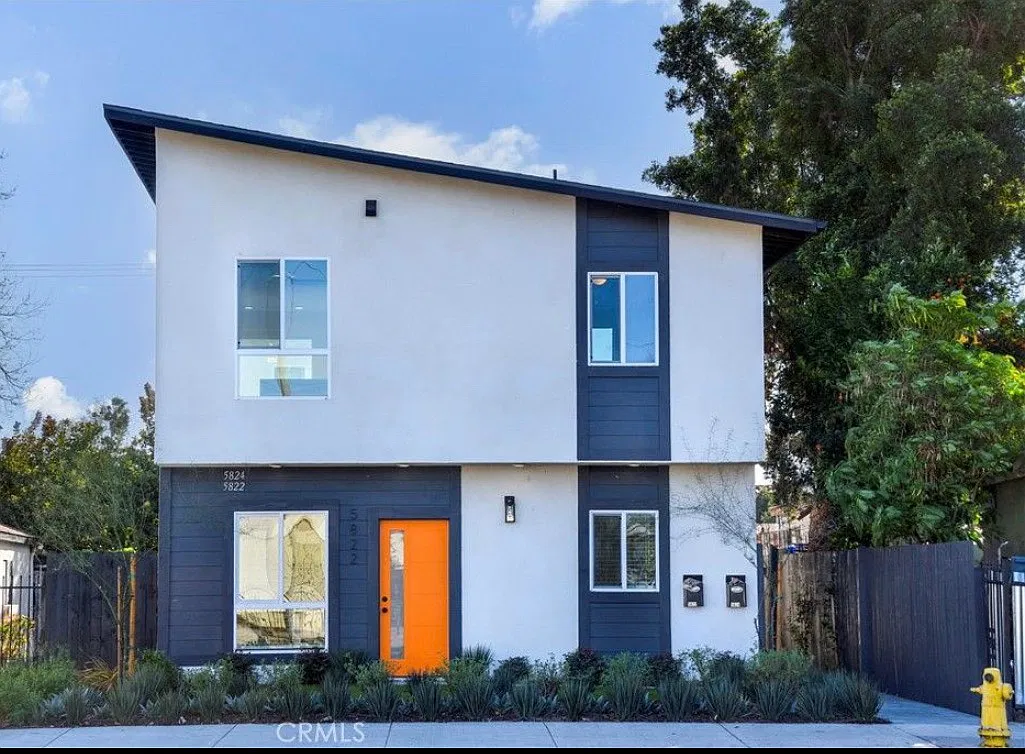 3 bed, $3,600 — Photo 1