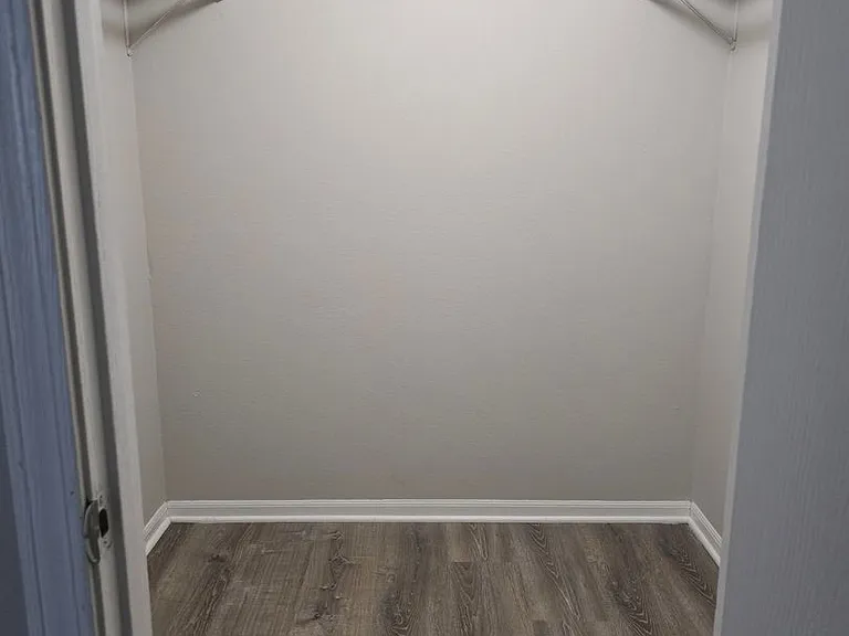 1505 Greensboro Dr — Photo 18