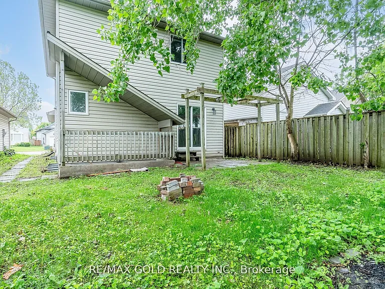 222 Fleming Dr — Photo 21