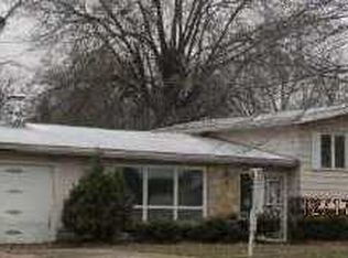 3020 Sundale Dr, Fort Wayne, IN