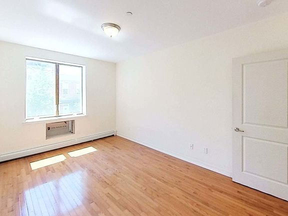 4th image of 30-66 32nd St #2