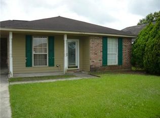 1827 Lee Dr, La Place, LA 70068