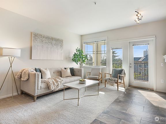 4th image of 15026 40th Avenue W #3-303