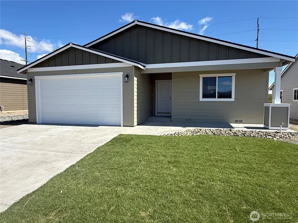 2480 Noah Street SE, East Wenatchee, WA 98802