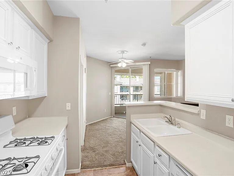 7155 S Durango Dr #306 — Photo 8