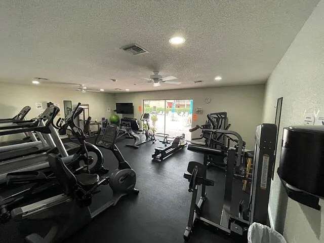 1020 Country Club Dr #406 — Photo 59