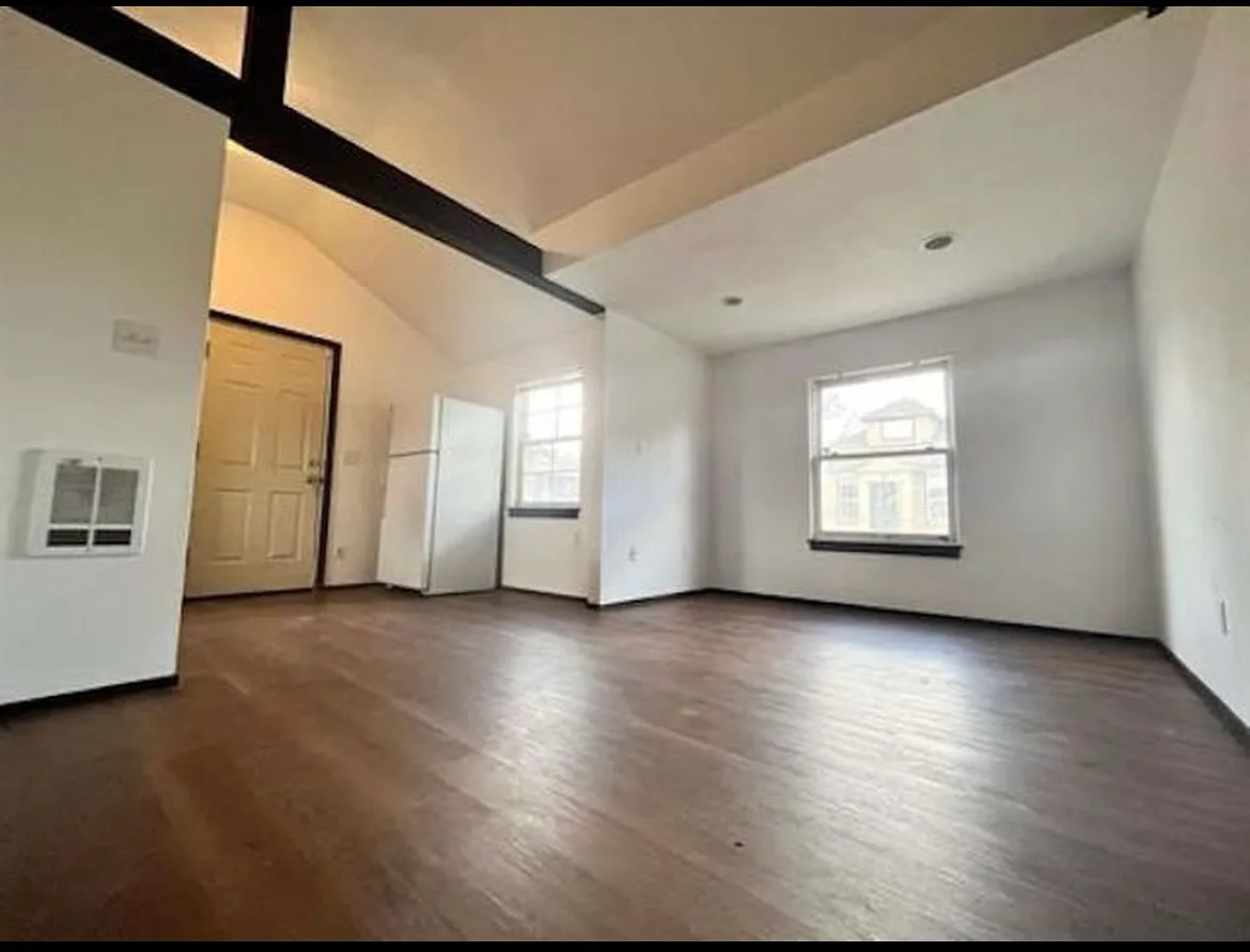 1 bed, 480 sqft, $1,350 — Photo 4