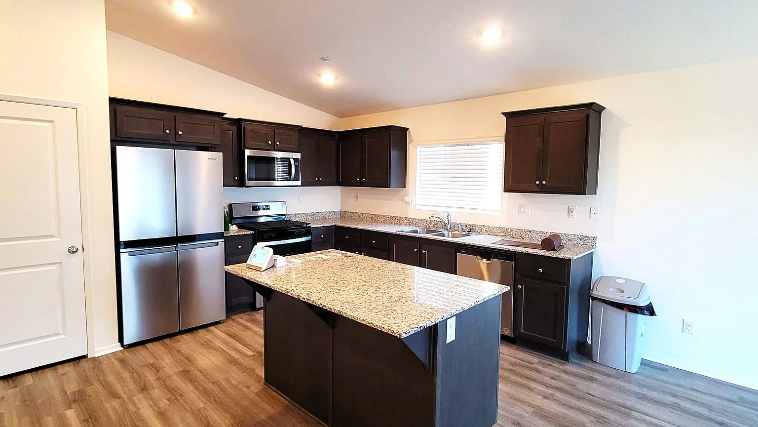 Immaculate Single-Story 4BR/3BA Smart Home with Solar — Photo 3