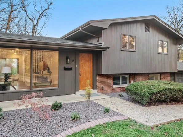 8 Hanley Dr, Belleville, IL 62226