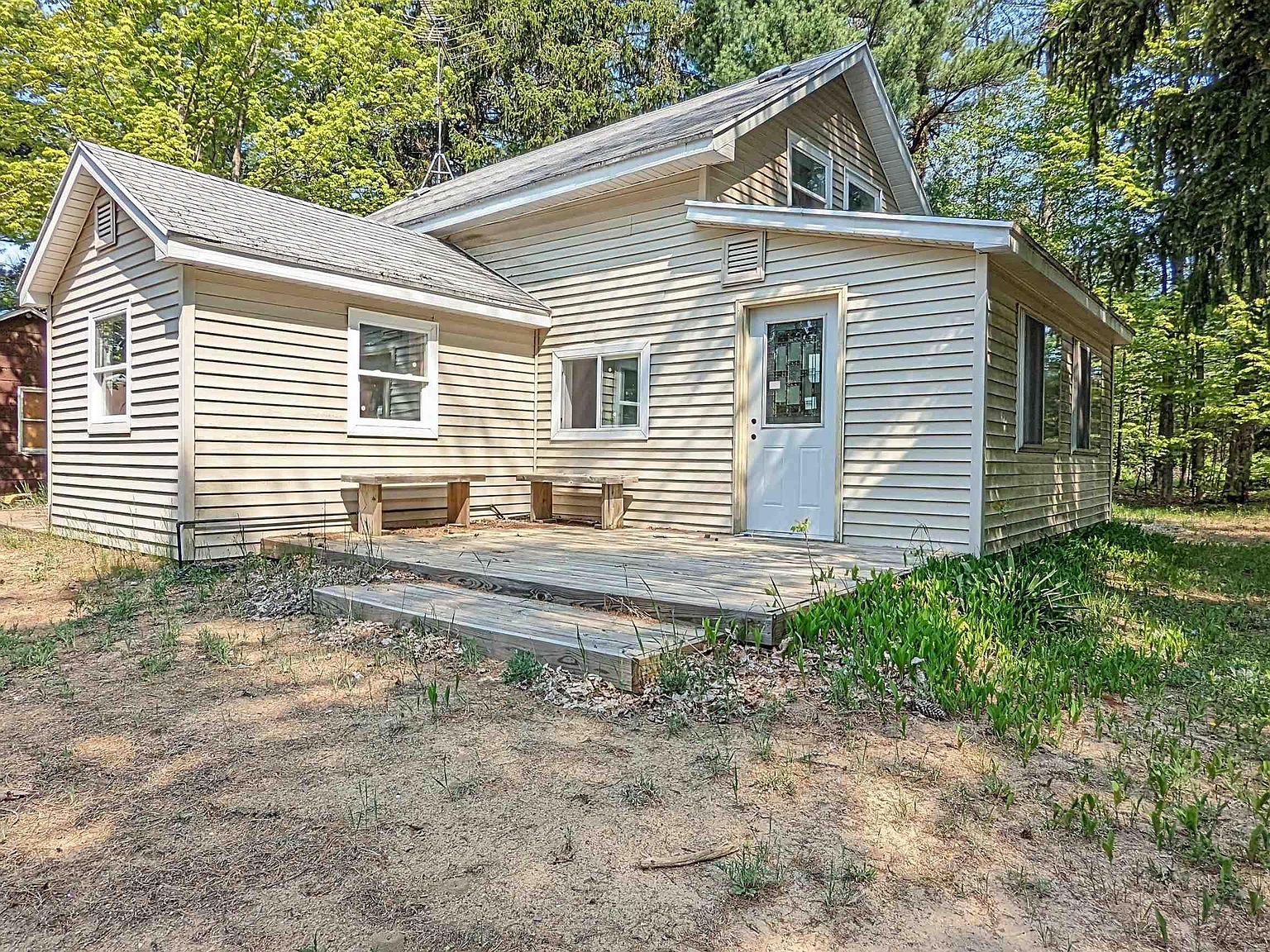 18312 Thompsonville Rd, Thompsonville, MI 49683 Zillow