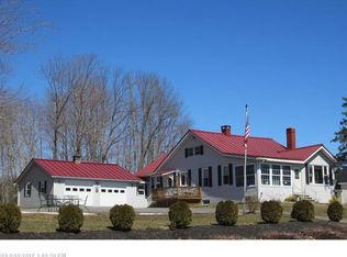 909 River Ave, Gardiner, ME 04345