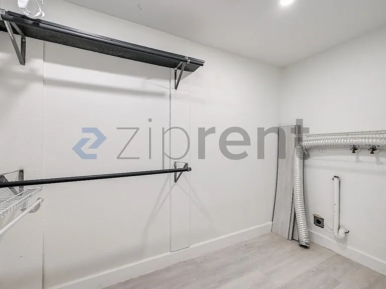 232 Palm Dr #6 — Photo 20