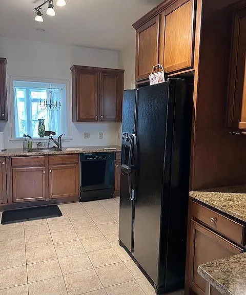 40 Hillside Ct S — Photo 5