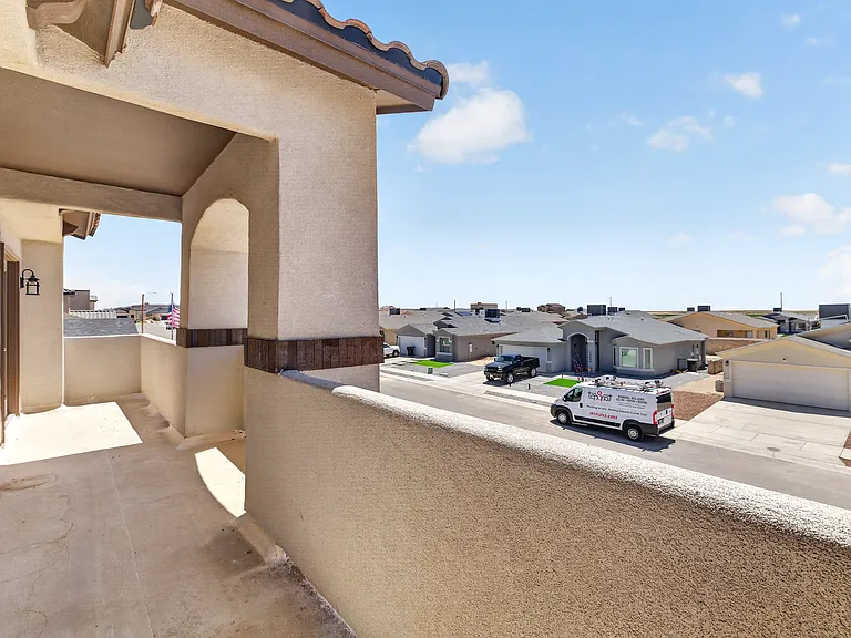 13637 Baja Vista Ct — Photo 48