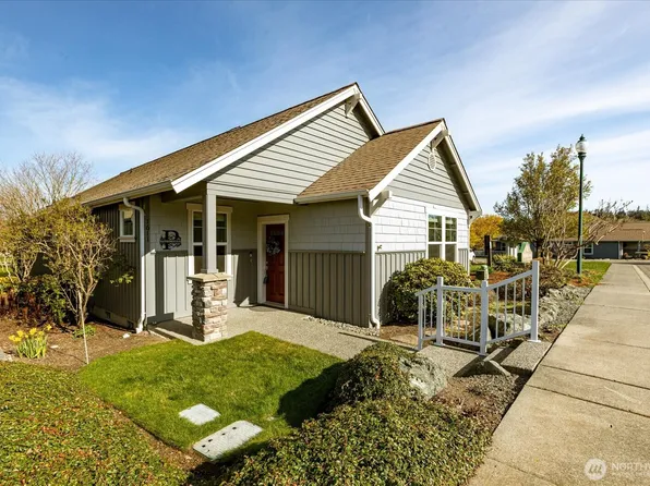1611 SW Vanguard Street, Oak Harbor, WA 98277