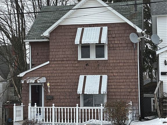 2nd image of 126 Welsh St