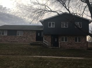 11713 Kenneth Ave UNIT B, Huntley, IL 60142