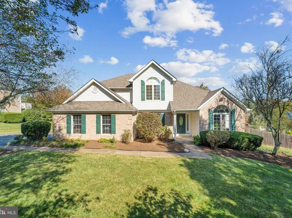 95 Menlough Dr, Warrenton, VA 20186