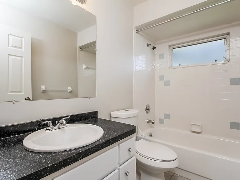 848 Guild Dr — Photo 13