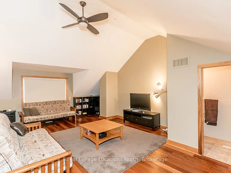 104 Farm Gate Rd #6 — Photo 32