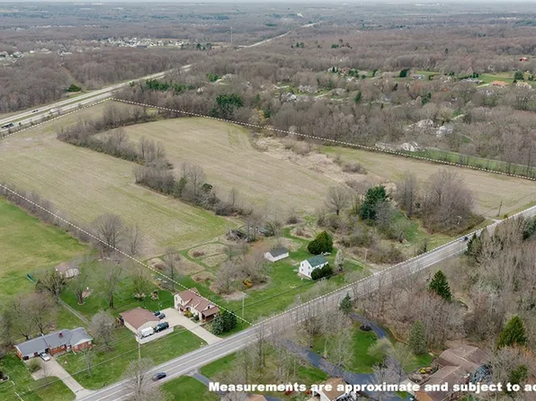5006 S Canfield Niles Rd, Canfield, OH 44406