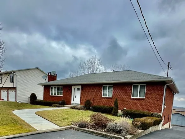 712 Prescott Ave, Endicott, NY 13760