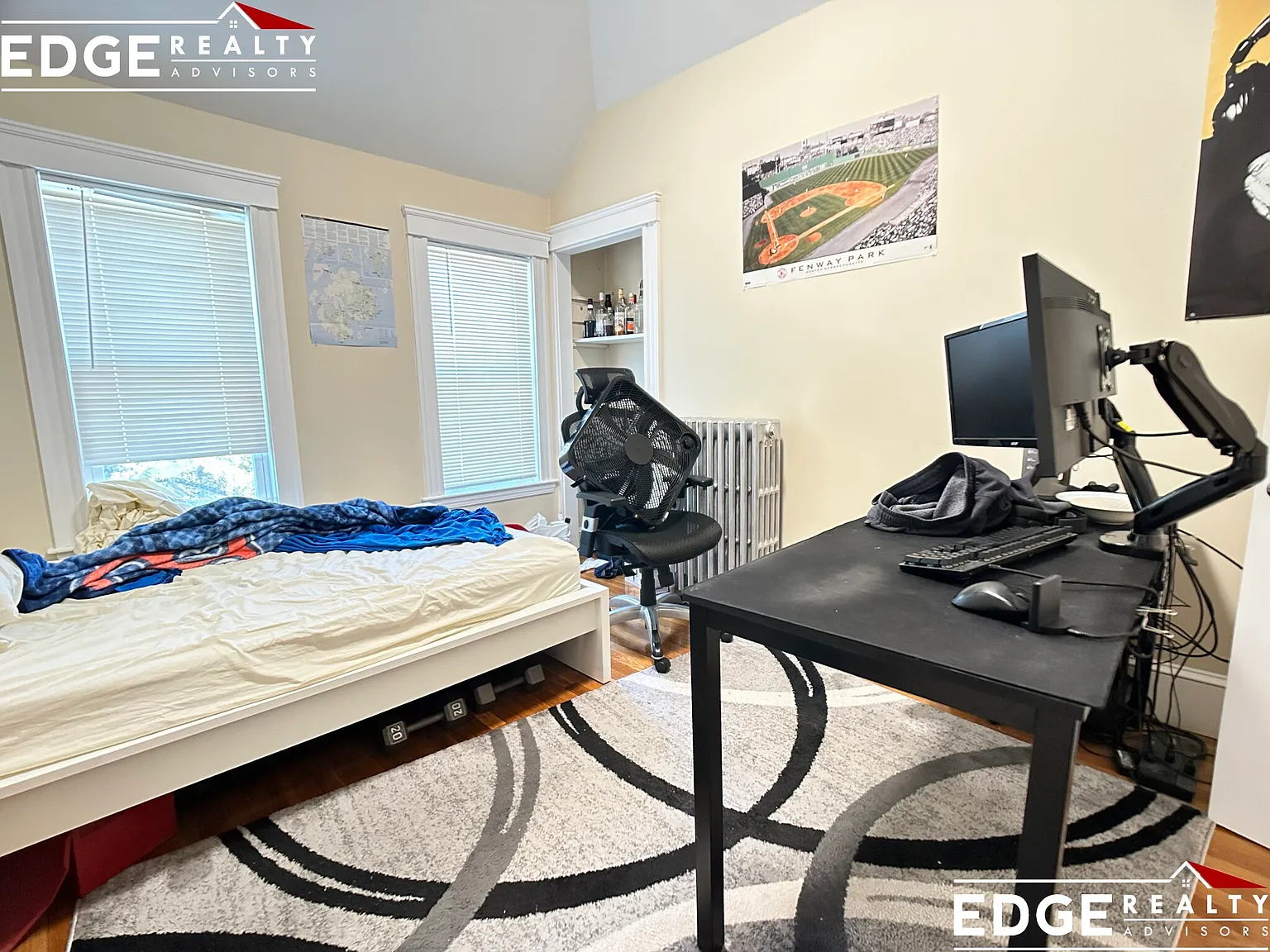 5 bed, 1800 sqft, $4,900 — Photo 4