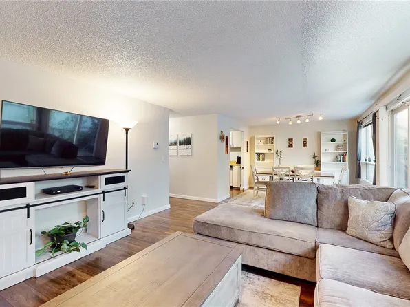 1718 SW 318th Place #42B, Federal Way, WA 98023