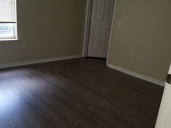 5th image of 2121 Polo Club Dr Unit 201