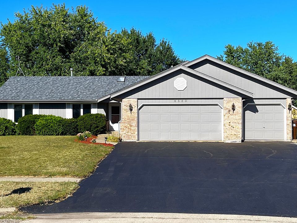 8523 Bunting Ct, Machesney Park, IL 61115 Zillow