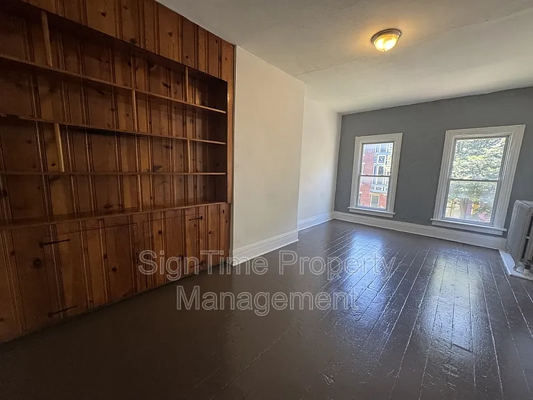 38 E Franklin St #4 — Photo 18