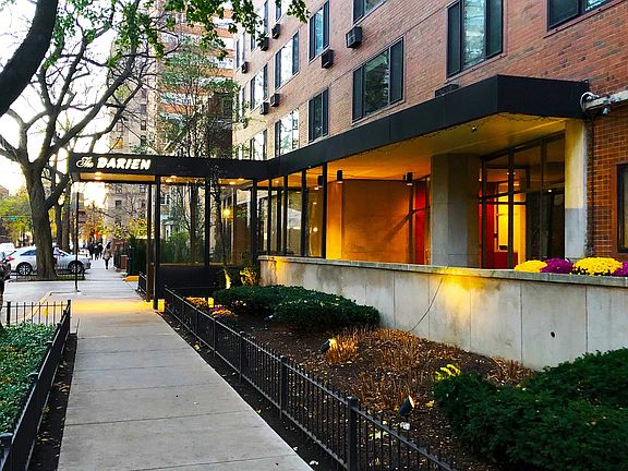 2nd image of 3100 N Lake Shore Dr APT 1213
