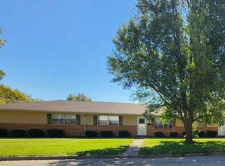 211-215 N Monroe St #224, Lincoln, IL 62656