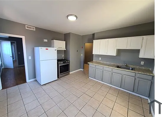 167 Lee Ave — Photo 19