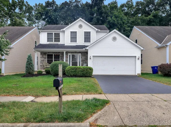 289 Kastlekove Dr, Lewis Center, OH 43035