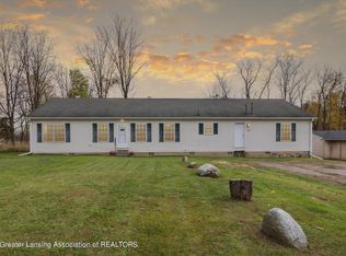 12699 Watson Rd, Bath, MI 48808