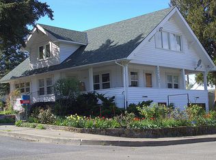 202 W 13th St, The Dalles, OR