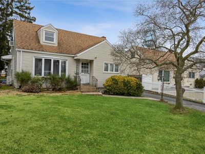 103 Robinson Avenue, Glen Cove, NY, 11542