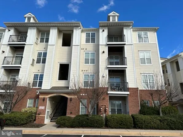 21228 McFadden Sq Unit 312, Sterling, VA 20165