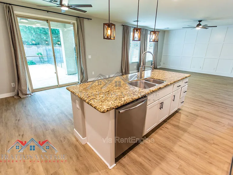 23658 S 210th Pl — Photo 20