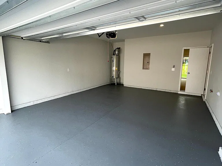 1036 Commack Dr — Photo 48
